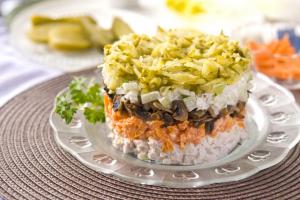 Вкусный салат Обжорка – классический рецепт